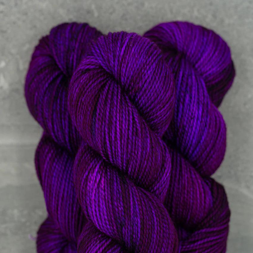 Madelinetosh Farm Twist Yarn – Soft Hand-Dyed Wool Wino Forever