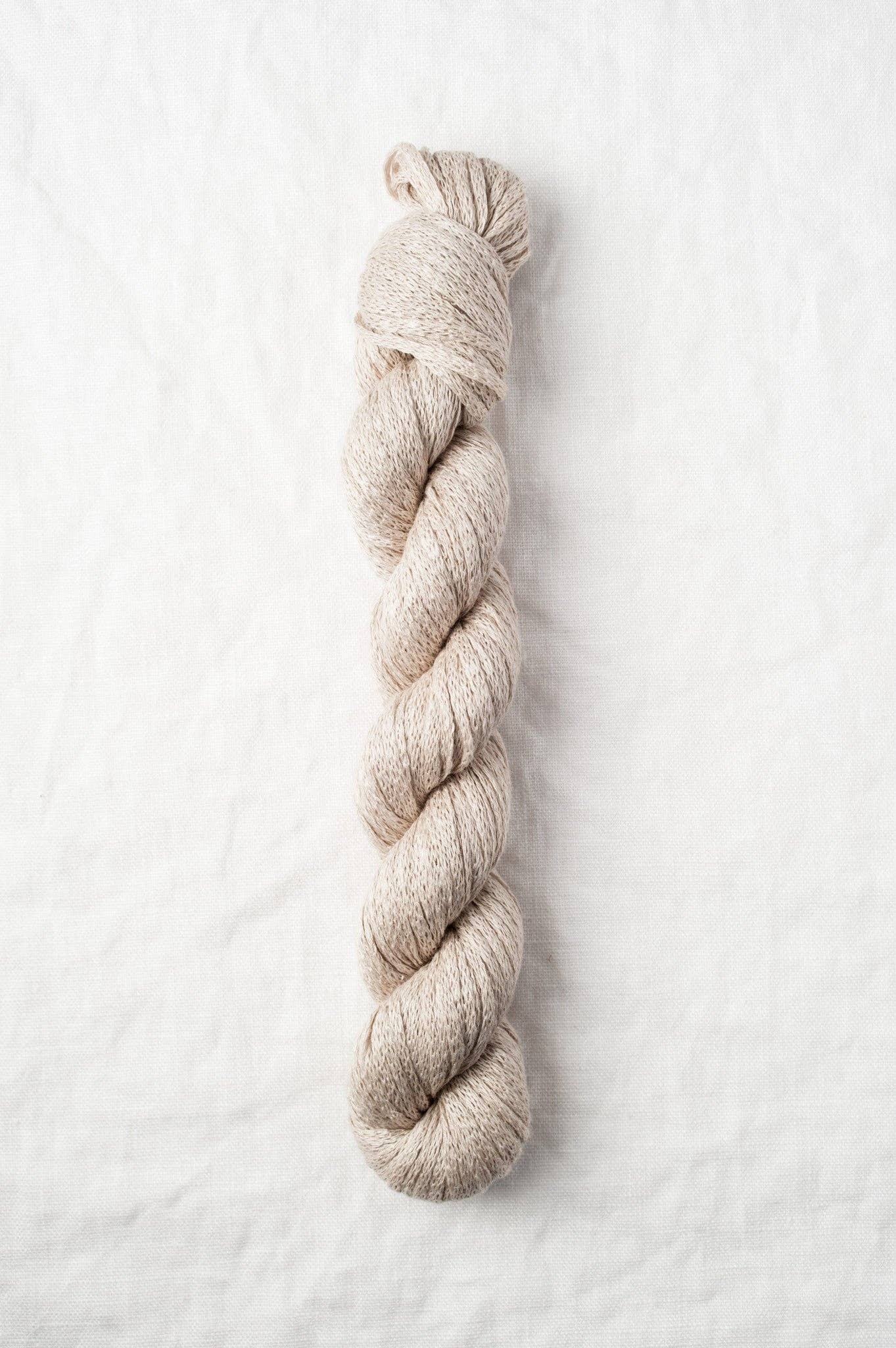 Kestrel 100% Organic Italian Spun Yarn senza (undyed)