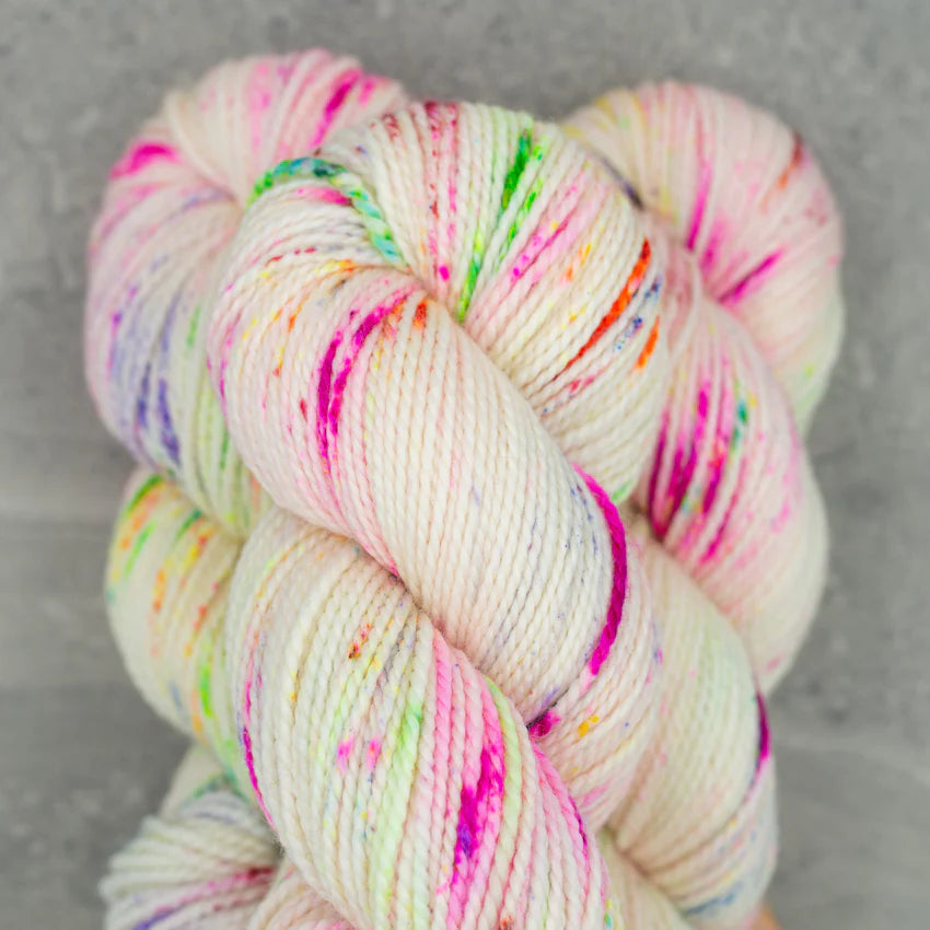 Madelinetosh Farm Twist Yarn – Soft Hand-Dyed Wool Umbrella Sky