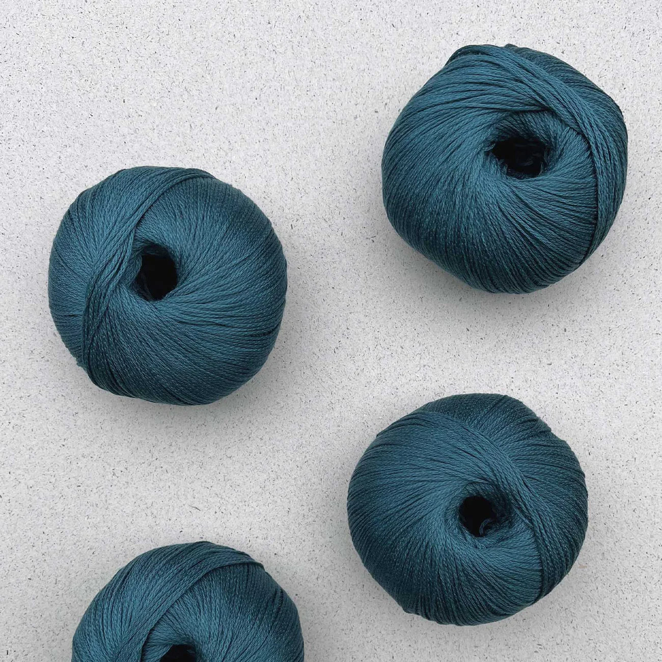 Pascuali Arctic Pearl Yarn Soft Fine Wool for Knitting or Crochet Teal 15