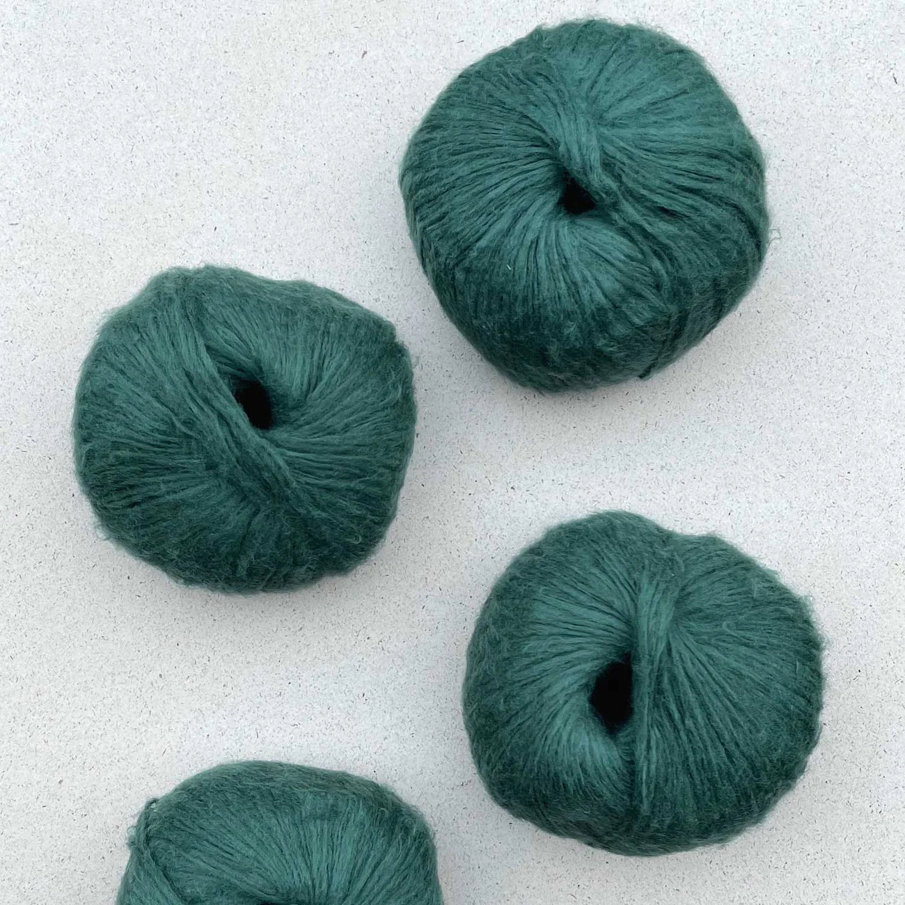 Pascuali Suave Yarn Soft Premium Wool Blend Forest Green 60