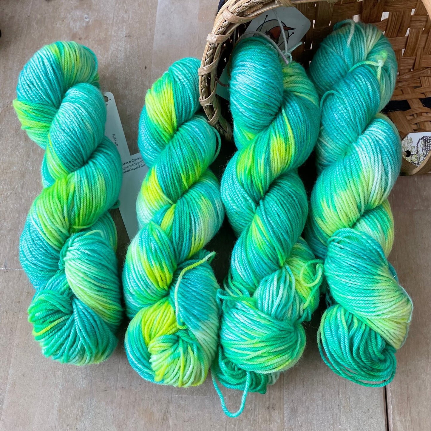 Gnome Depot Fiber Portobello Bulky Knitting Yarn – Hand-Dyed Dot Party