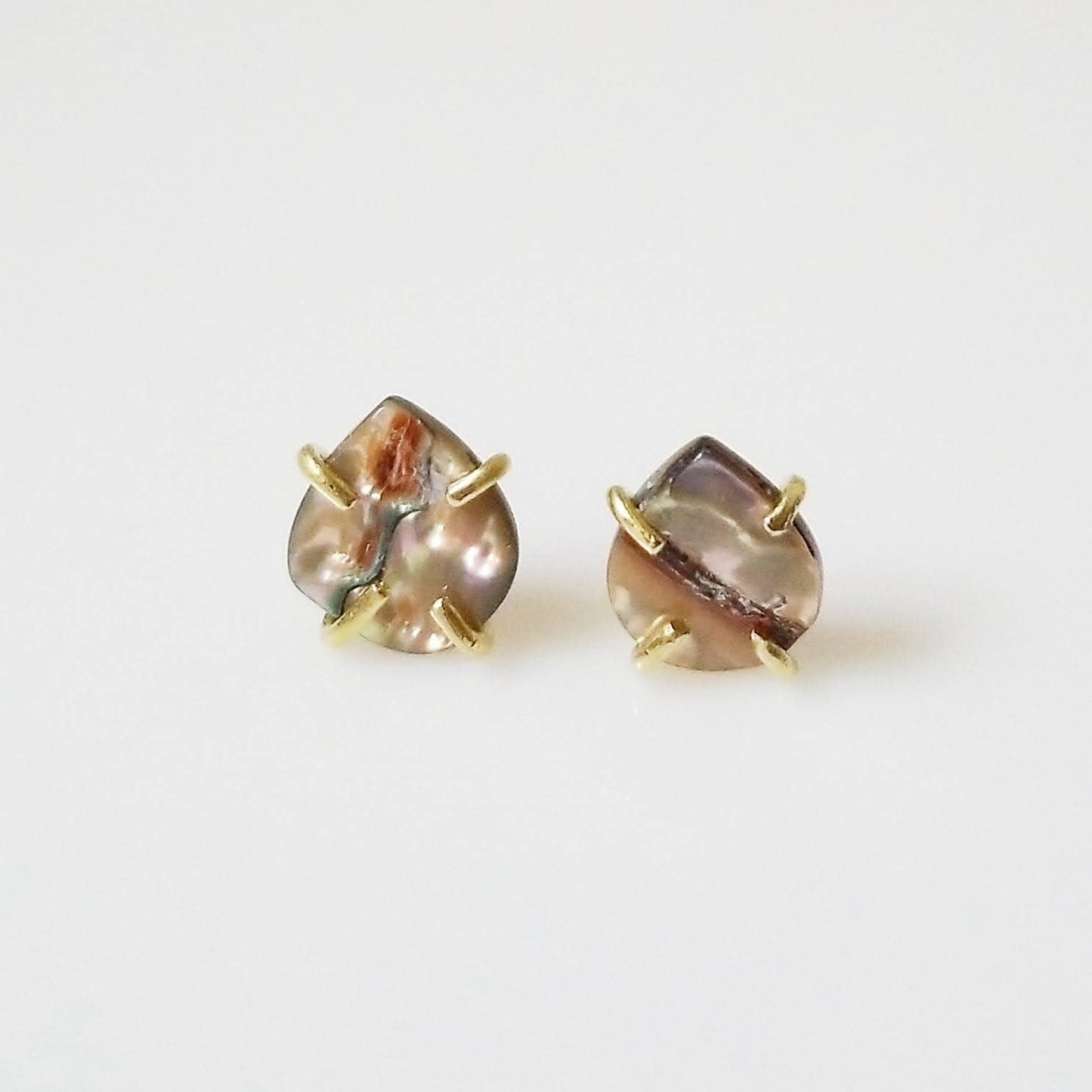Sara Sela Jewelry rainbow abalone shell teardrop jewelry gold prong stud earrings iridescent colors