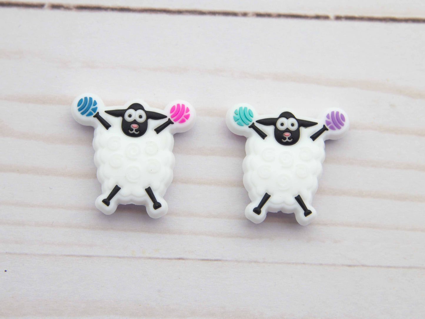 *Small Hole* Cheerful Sheep | Stitch Stoppers