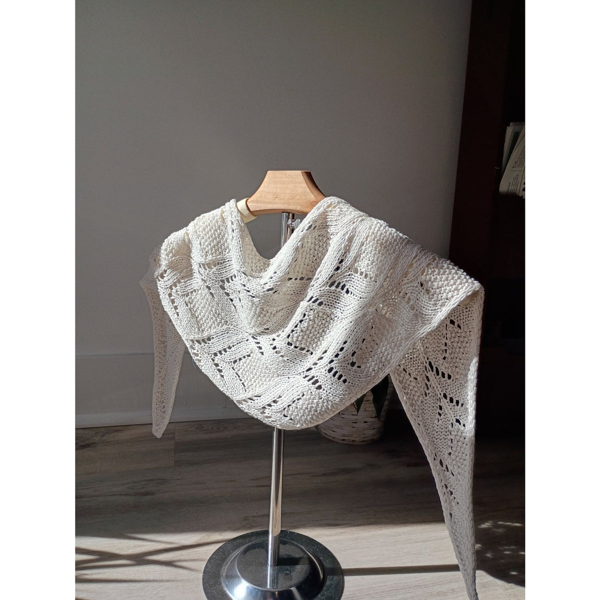 AriYARN Shop and Studio Poet Scarf Workshop (Knit) 10/31 10am-12pm with Arthur · Class