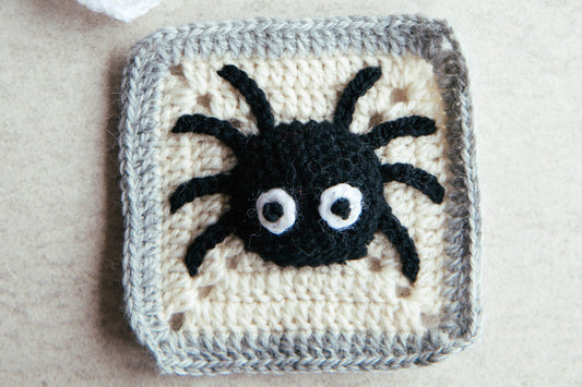 Spider Granny Square Workshop | Sat 09/26 10:30am-11:30am