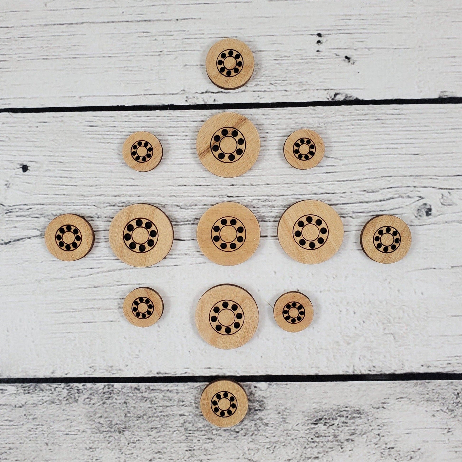 Katrinkles Katrinkles - 8 Hole Stitchable Buttons · Notions