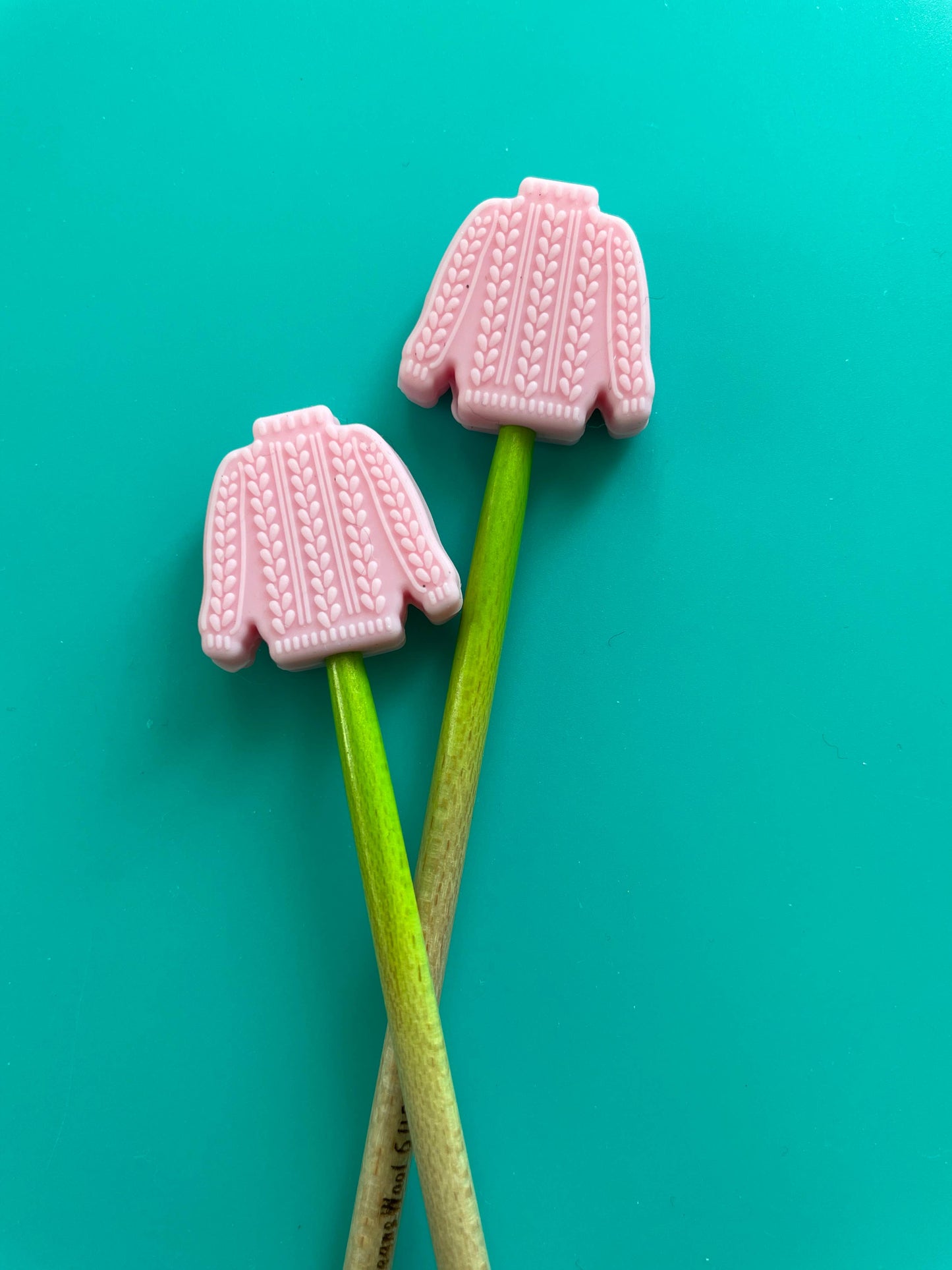 Knitting Needle Point Protectors - Realistic Knit Sweater Pink