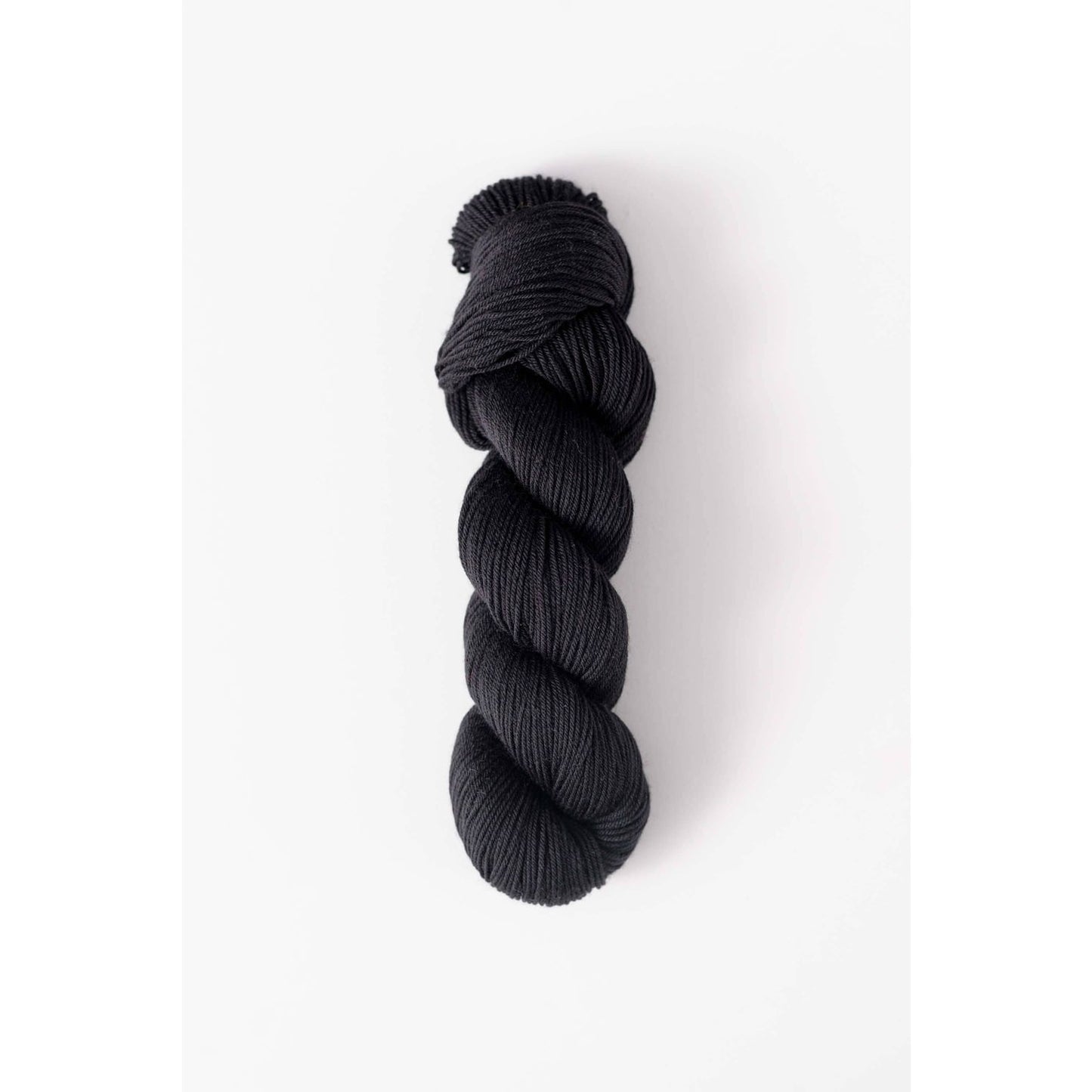 Starling Superwash Merino Fingering Yarn black
