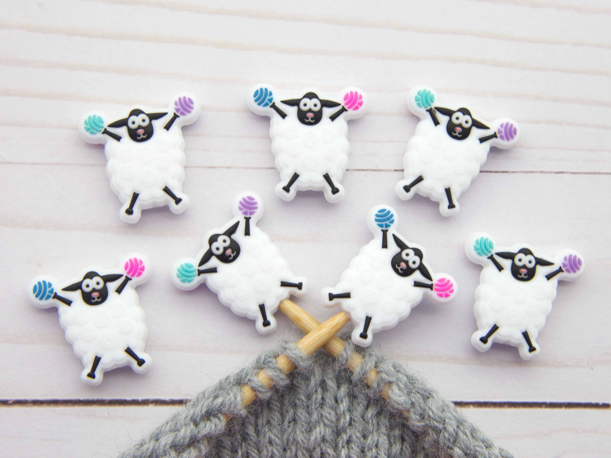 *Small Hole* Cheerful Sheep | Stitch Stoppers