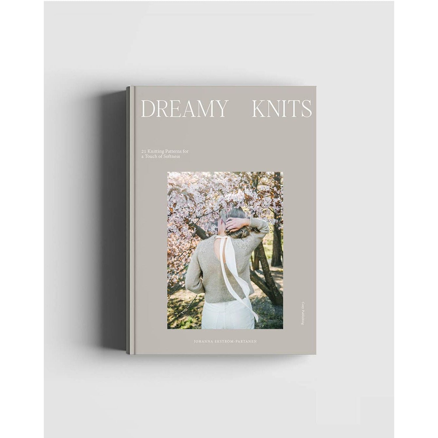Dreamy Knits Book Cover Featuring 21 Easy Patterns for How to knitwear Enthusiasts
