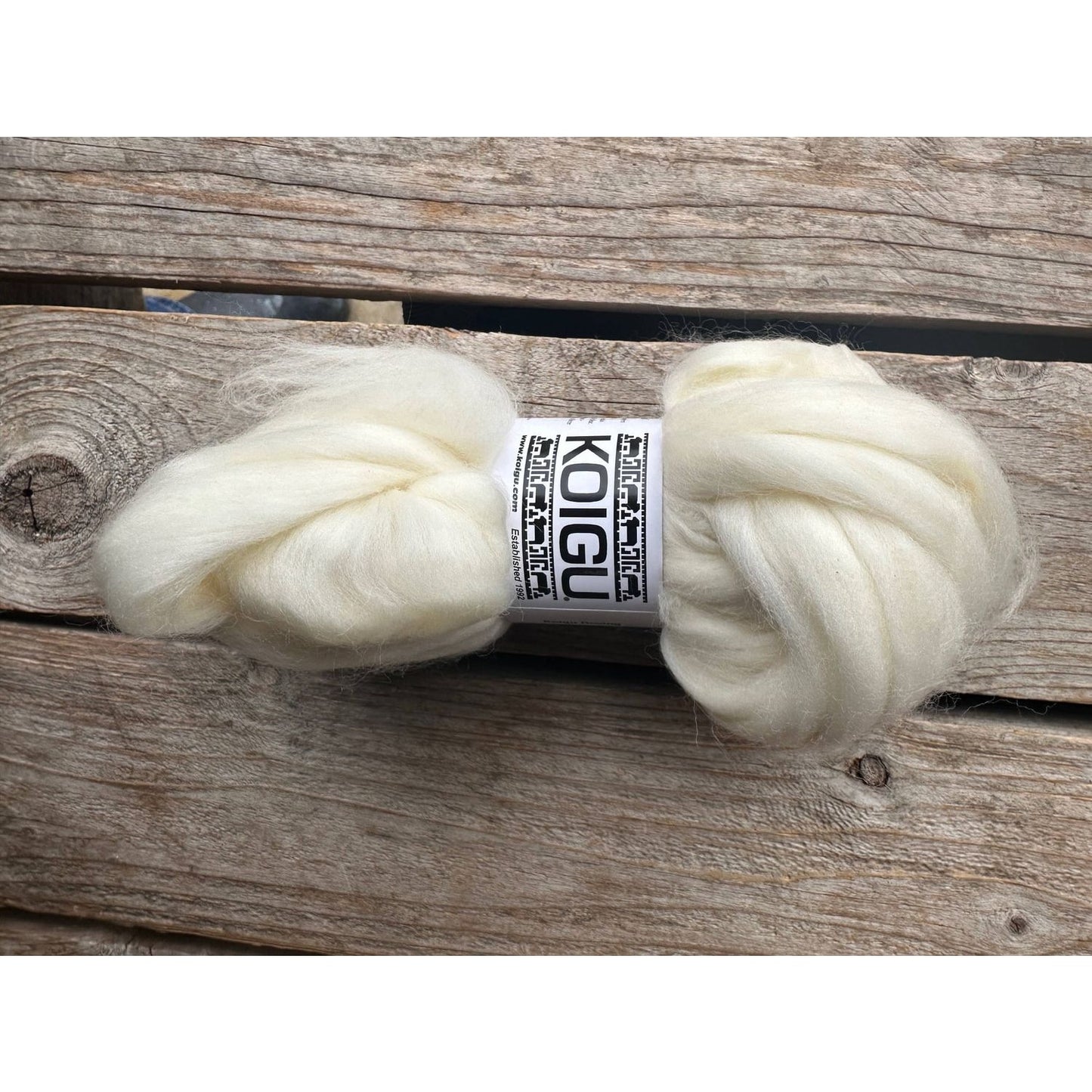 Koigu Wool Designs - Merino Fiber - 50g Roving Bundles R0000