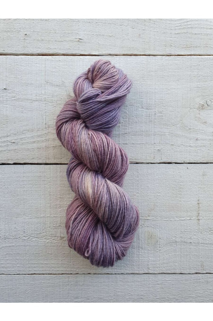 Manos del Uruguay Fino Corsage