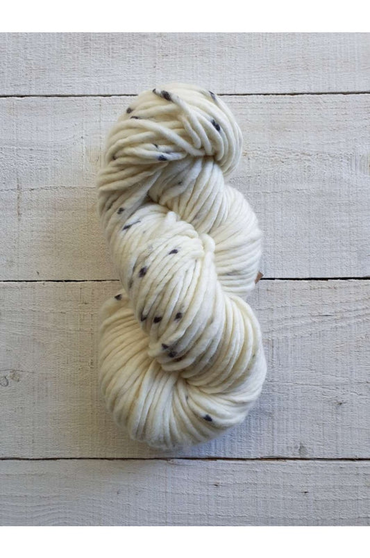 Manos del Uruguay Franca Yarn – Soft Speckled Wool Dalmatian