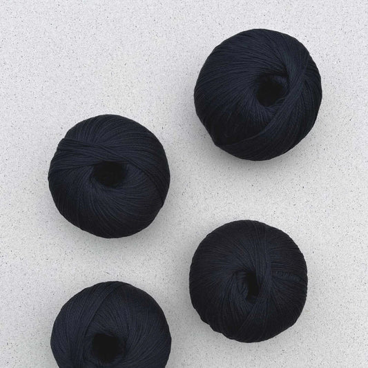 Pascuali Arctic Pearl Yarn Soft Fine Wool for Knitting or Crochet Black o1