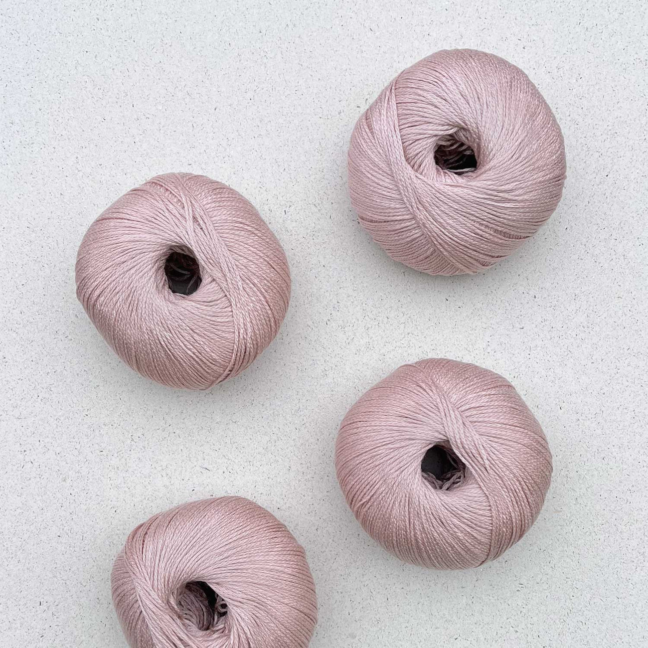 Pascuali Arctic Pearl Yarn Soft Fine Wool for Knitting or Crochet Rose 06