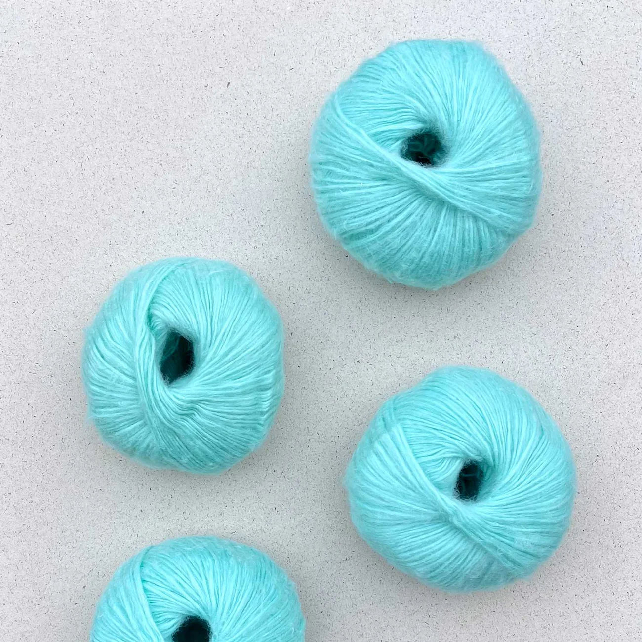 Pascuali Suave Yarn Soft Premium Wool Blend Mint 58