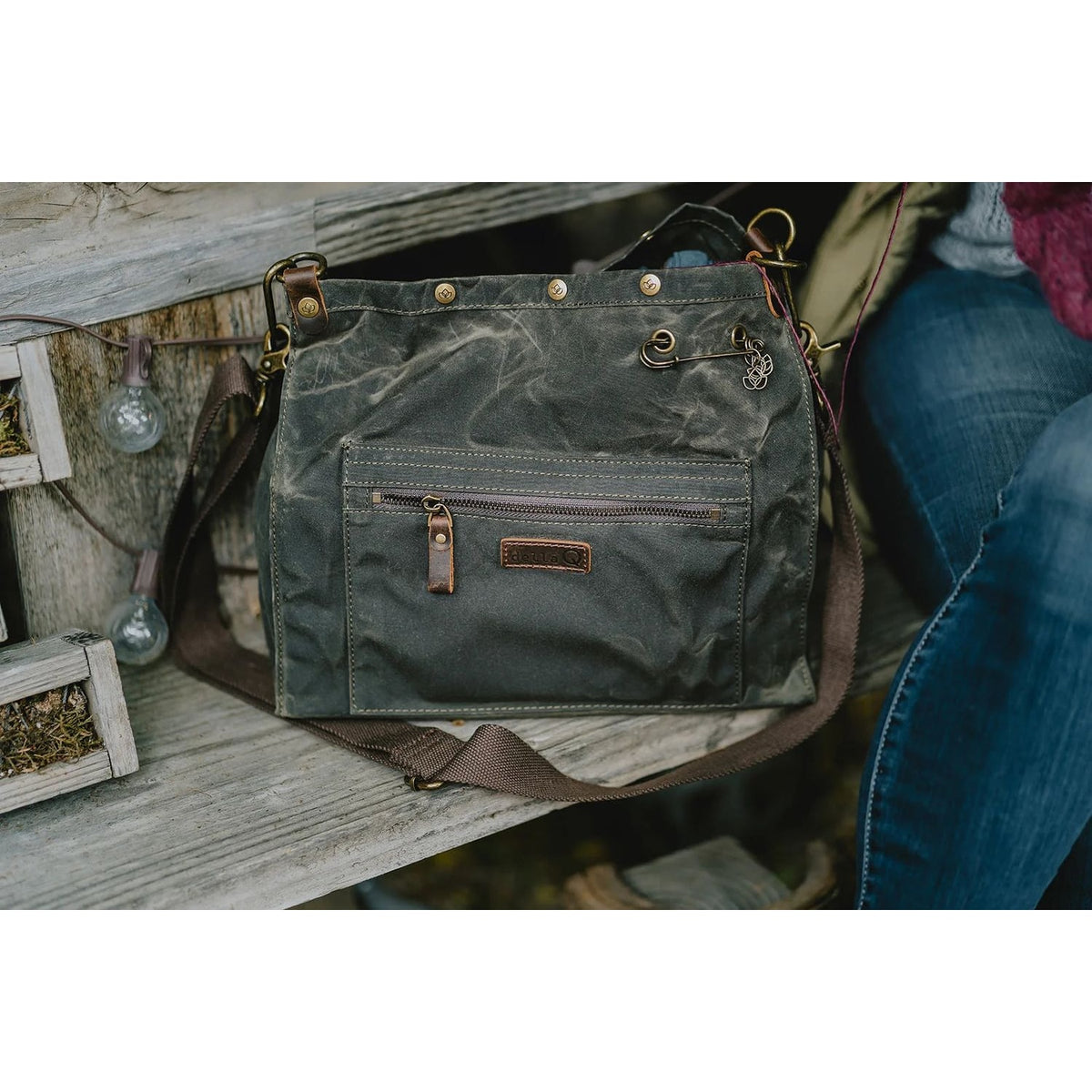 Madelinetosh Rucksack Backpack Canvas with Front Pocket and Adjustable Strap for Everyday Use