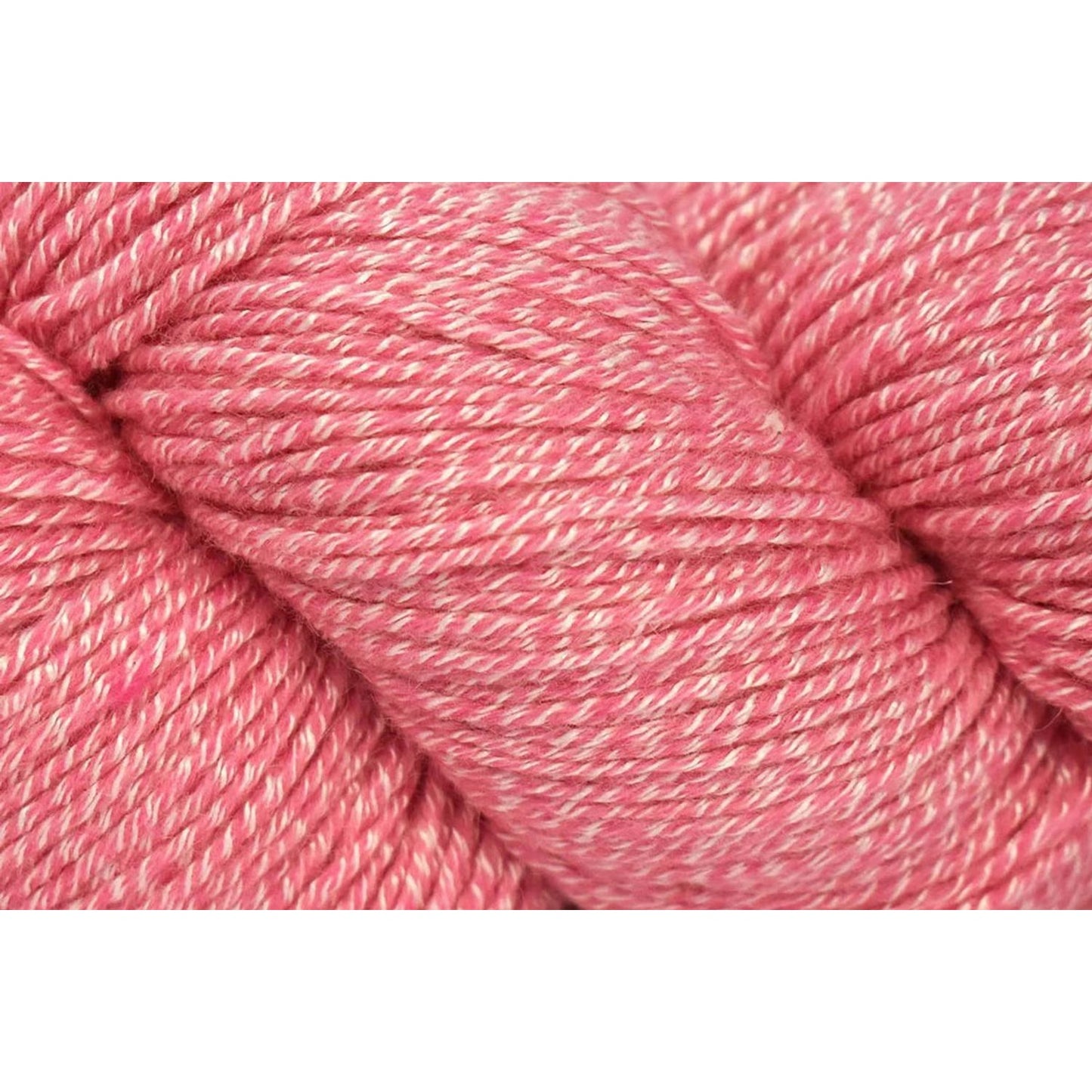 Universal Yarn Wool Pop in soft pink hue, ideal for knitting and crochet projects