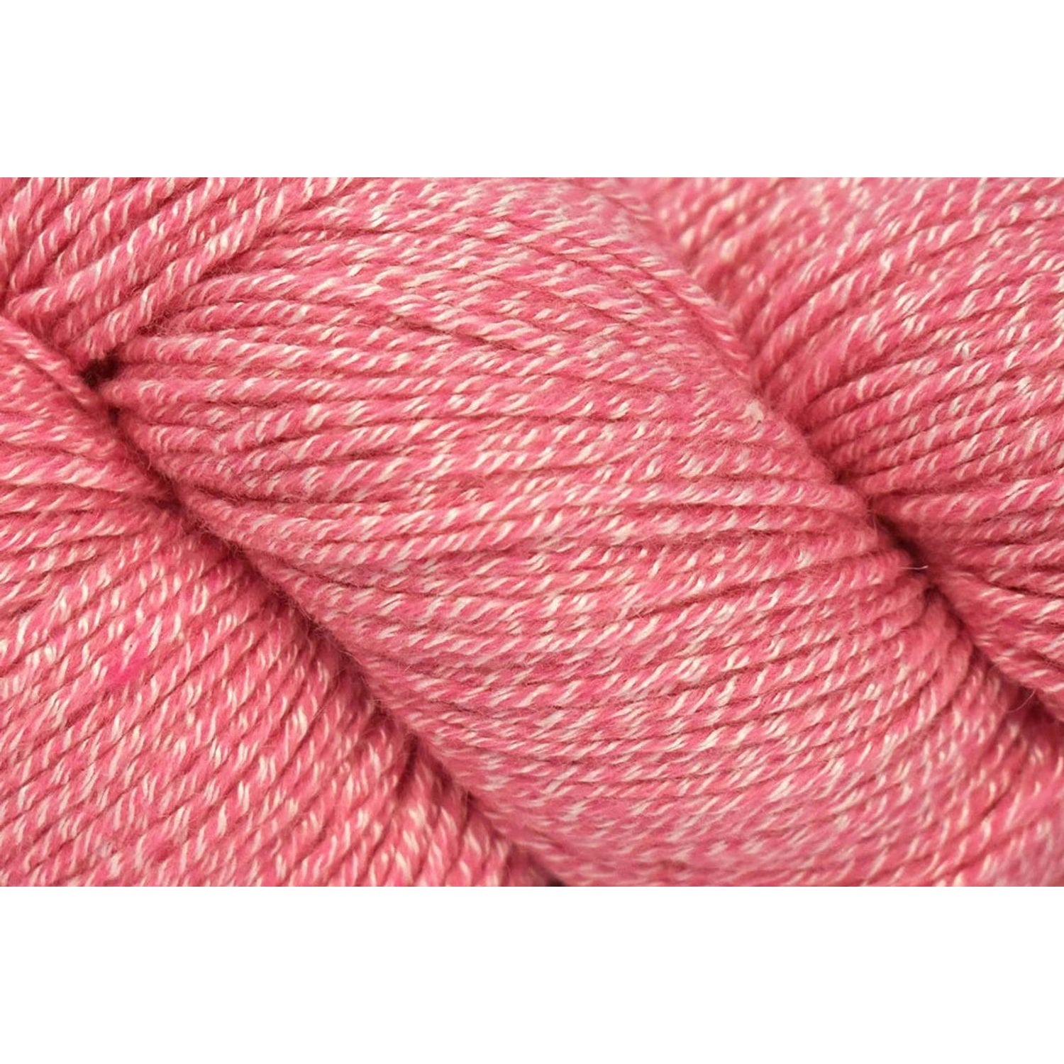 Universal Yarn Wool Pop in soft pink hue, ideal for knitting and crochet projects